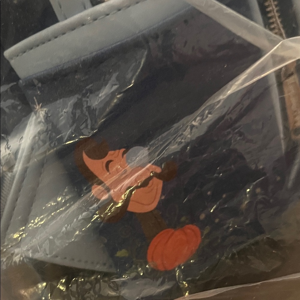 Loungefly Disney Princess Backpack with Cinderella Design - Picture 3 of 4